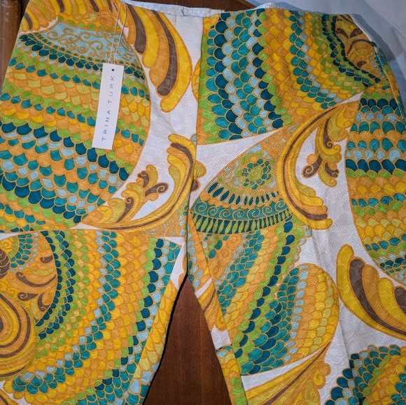Trina Turk Pants - Trina Turk Multicolor Patterned Women Shorts. Gorgeous SZ 10. NWT.